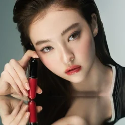 MAC Cosmetics Lustreglass Stainglass Lip Tint -nestemäinen huulipuna 3 g