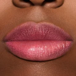 MAC Cosmetics Lustreglass Stainglass Lip Tint -nestemäinen huulipuna 3 g