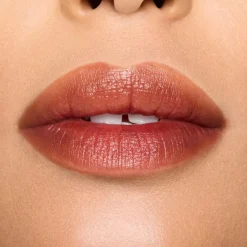 MAC Cosmetics Lustreglass Stainglass Lip Tint -nestemäinen huulipuna 3 g
