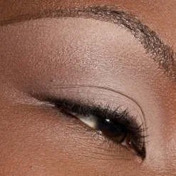 MAC Cosmetics Multisculpt Matte Liquid Eyeshadow -nestemäinen luomiväri 4,5 ml