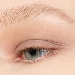MAC Cosmetics Multisculpt Matte Liquid Eyeshadow -nestemäinen luomiväri 4,5 ml