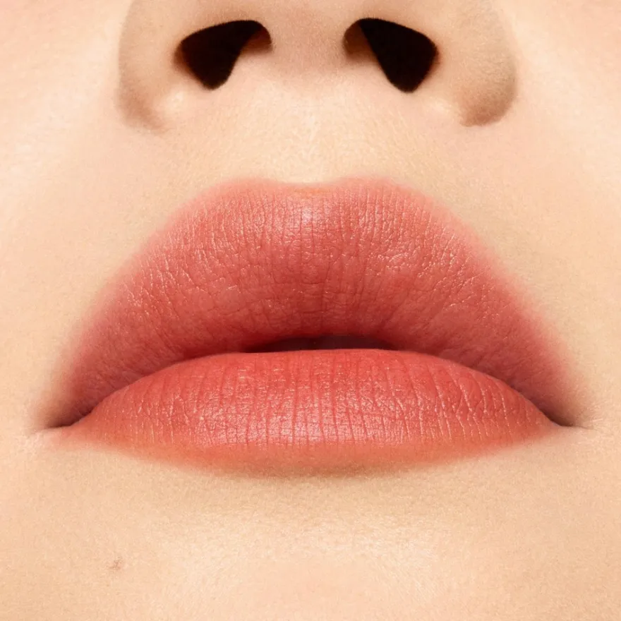 MAC Cosmetics Powder Kiss Hazy Matte Lipstick -huulipuna 3,5 g