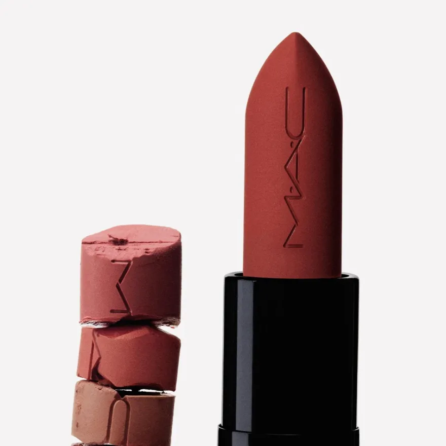MAC Cosmetics Powder Kiss Hazy Matte Lipstick -huulipuna 3,5 g