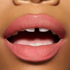 MAC Cosmetics Powder Kiss Hazy Matte Lipstick -huulipuna 3,5 g