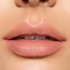 MAC Cosmetics Powder Kiss Hazy Matte Lipstick -huulipuna 3,5 g
