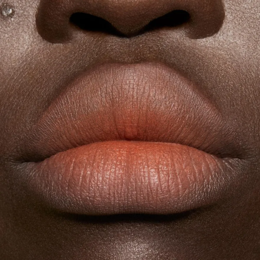 MAC Cosmetics Powder Kiss Hazy Matte Lipstick -huulipuna 3,5 g