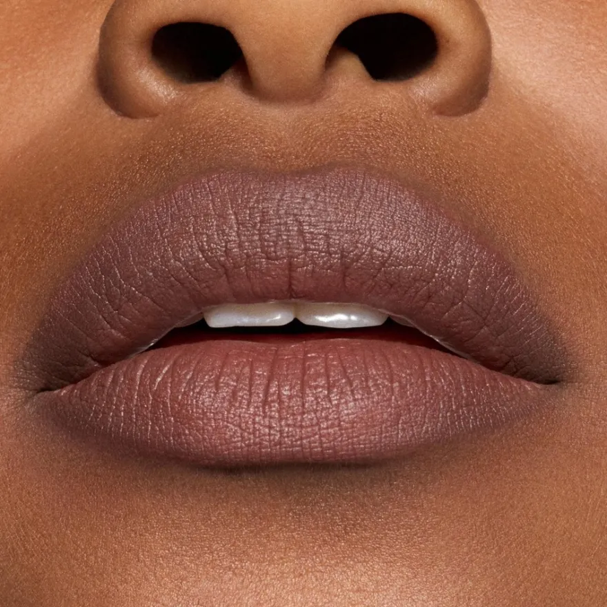 MAC Cosmetics Powder Kiss Hazy Matte Lipstick -huulipuna 3,5 g