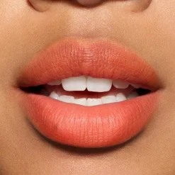 MAC Cosmetics Powder Kiss Hazy Matte Lipstick -huulipuna 3,5 g