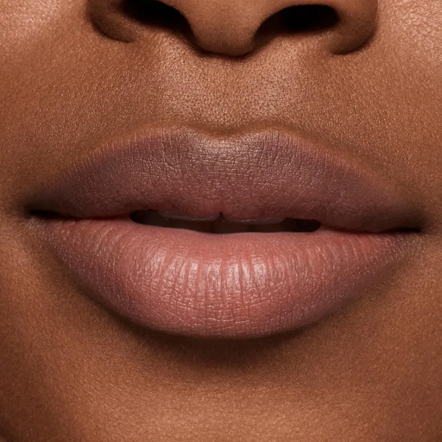 MAC Cosmetics Powder Kiss Hazy Matte Lipstick -huulipuna 3,5 g