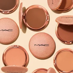 MAC Cosmetics Skinfinish Sunstruck Matte Bronzer -aurinkopuuteri 8 g