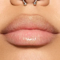 MAC Cosmetics Squirt Plumping Lipgloss Stick -huulikiilto 2,3 g