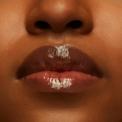MAC Cosmetics Squirt Plumping Lipgloss Stick -huulikiilto 2,3 g