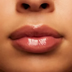 MAC Cosmetics Squirt Plumping Lipgloss Stick -huulikiilto 2,3 g