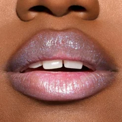 MAC Cosmetics Squirt Plumping Lipgloss Stick -huulikiilto 2,3 g