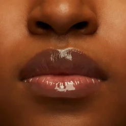 MAC Cosmetics Squirt Plumping Lipgloss Stick -huulikiilto 2,3 g