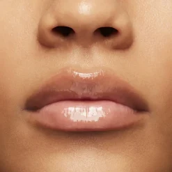 MAC Cosmetics Squirt Plumping Lipgloss Stick -huulikiilto 2,3 g