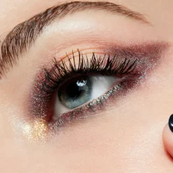 MAC Frost Eye Shadow Pro Palette luomivärinappi 1,5 g