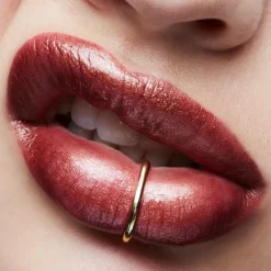 MAC Frost Lipstick huulipuna 3 g