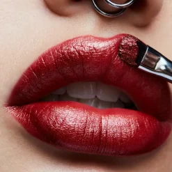 MAC Frost Lipstick huulipuna 3 g