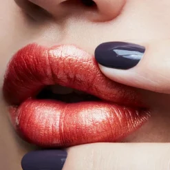 MAC Frost Lipstick huulipuna 3 g