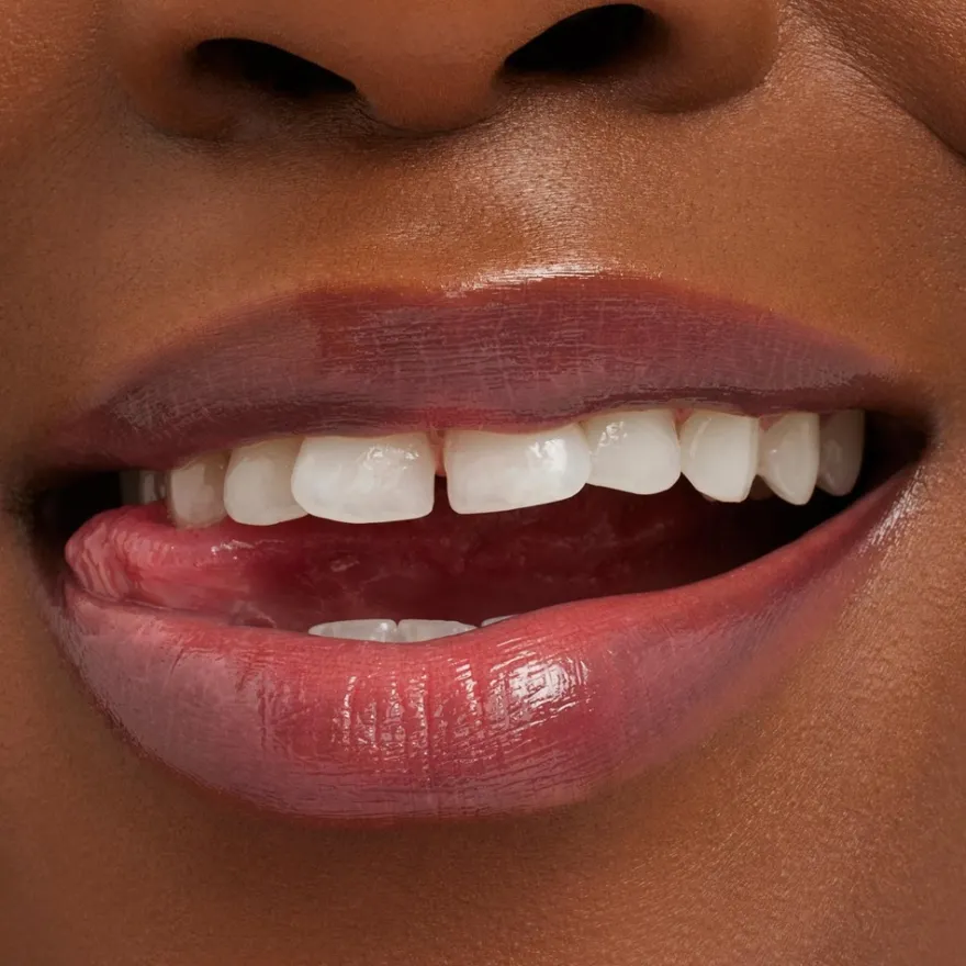 MAC Glow Play Tendertalk Lip Balm huulivoide 3,14 g