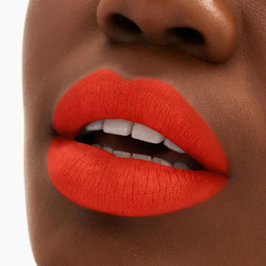 MAC Locked Kiss 24Hr Lipstick huulipuna 1,8 g