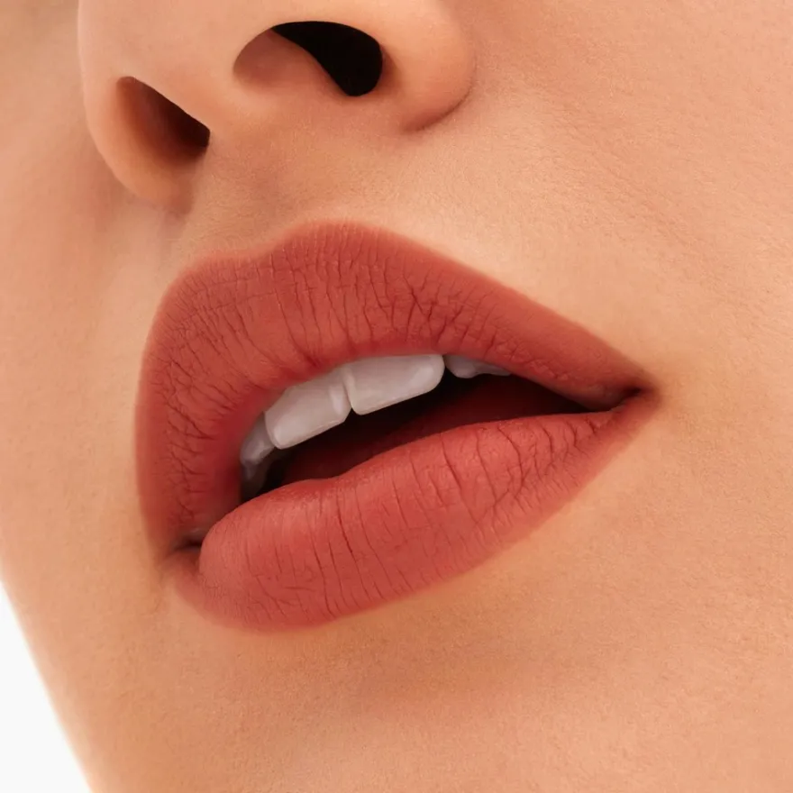 MAC Locked Kiss 24Hr Lipstick huulipuna 1,8 g