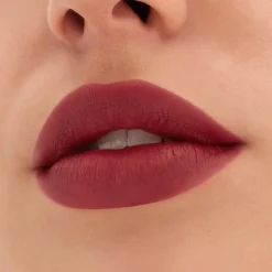MAC Locked Kiss 24Hr Lipstick huulipuna 1,8 g