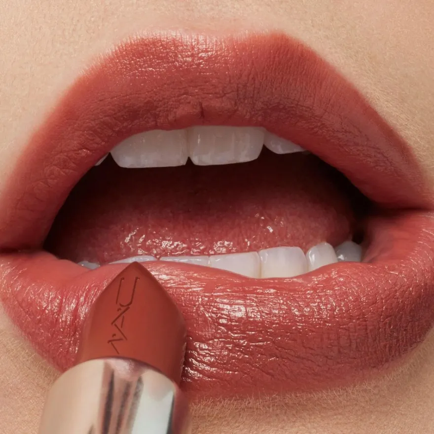 MAC Macximal Sleek Satin Lipstick huulipuna 3,5 g