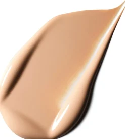 MAC Studio Radiance Face and Body Radiant Sheer Foundation meikkivoide 50 ml