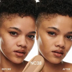 MAC Studio Radiance Serum-Powered Foundation meikkivoide 30 ml