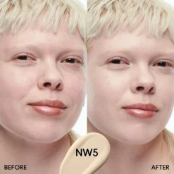 MAC Studio Radiance Serum-Powered Foundation meikkivoide 30 ml