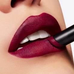 MAC Velvet blur lipstick huulipuna 2 g