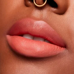 MAC Velvet blur lipstick huulipuna 2 g