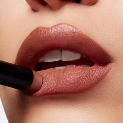 MAC Velvet blur lipstick huulipuna 2 g