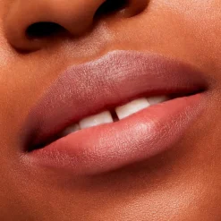 MAC Velvet blur lipstick huulipuna 2 g