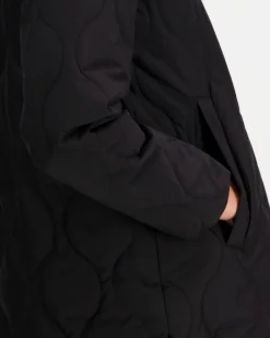 Makia Nita takki