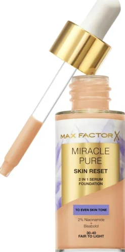 Max Factor Miracle Pure Serum Foundation 60-80 Light to Medium 30 ml