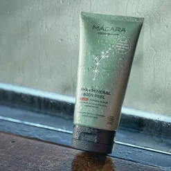 MÁDARA AHA mineraalikuorinta 175ml