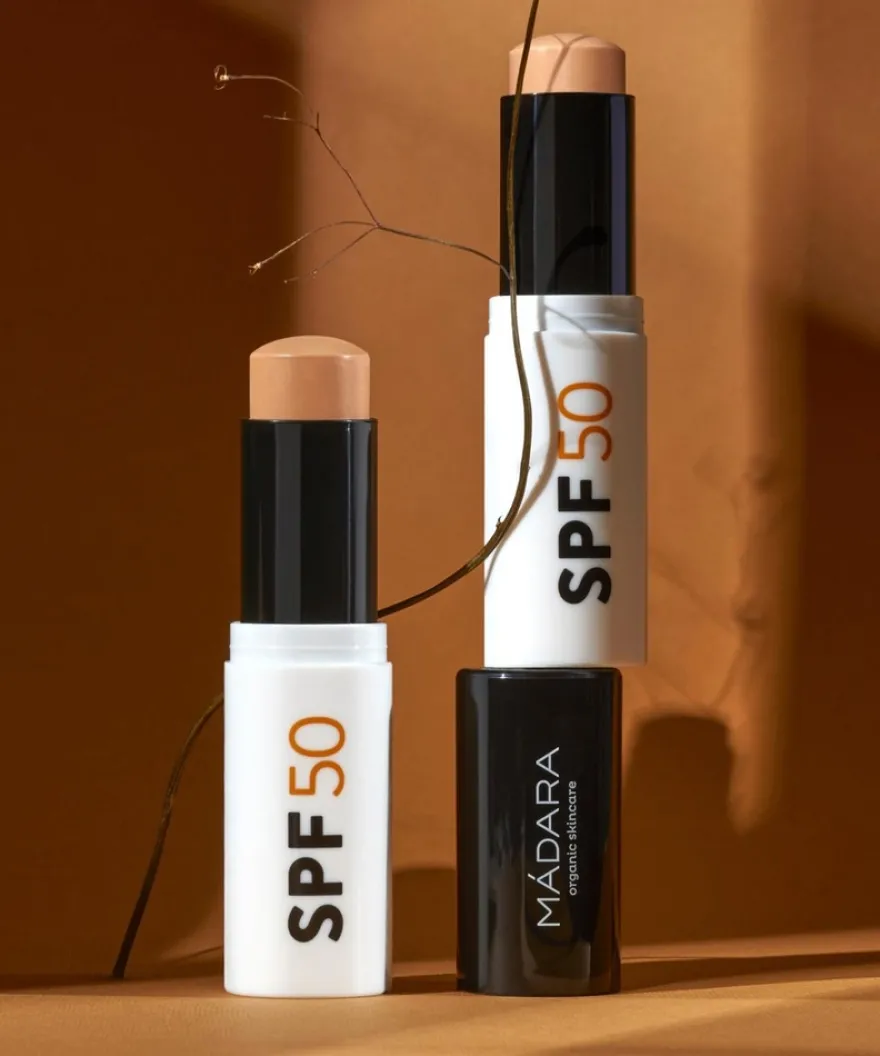 MÁDARA Mineral SPF50 Sunscreen Stick -aurinkosuojapuikko 12g