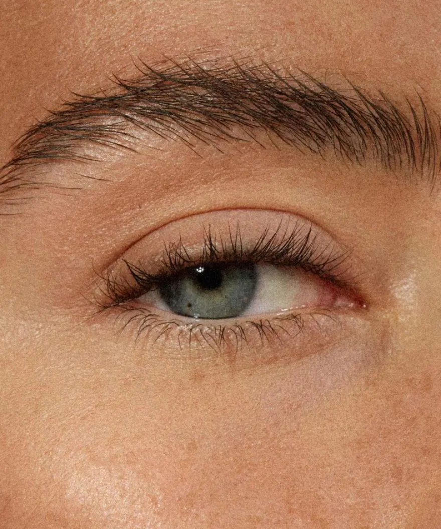 MÁDARA THE BROW -kulmakynä 2 MEDIUM BROWN 1g