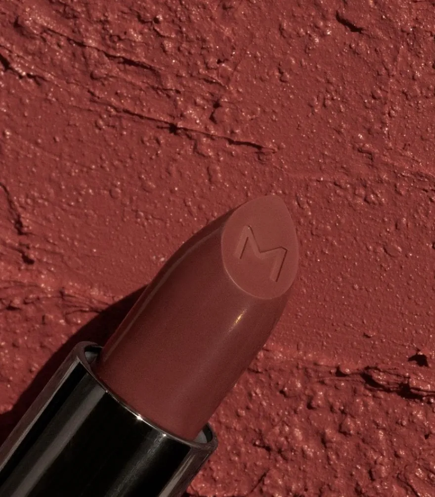 MÁDARA VELVET WEAR Huulipuna 33 MAGMA 3,8G