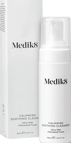 Medik8 Calmwise Soothing Cleanser puhdistusvaahto 150 ml