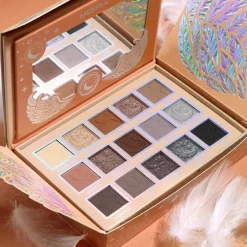 MOIRA Endless Moonlight Pressed Pigment Palette luomiväripaletti