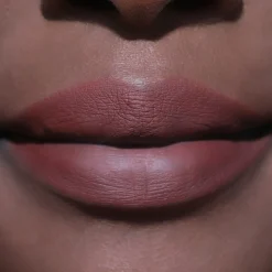MOIRA Lip Appeal Waterproof Liner Sadie huultenrajauskynä 0,6g