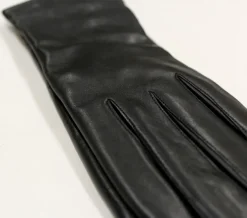 Mutka naisten käsine