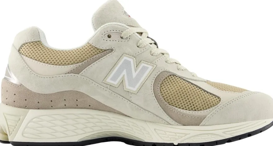 New Balance 2002R sneakerit