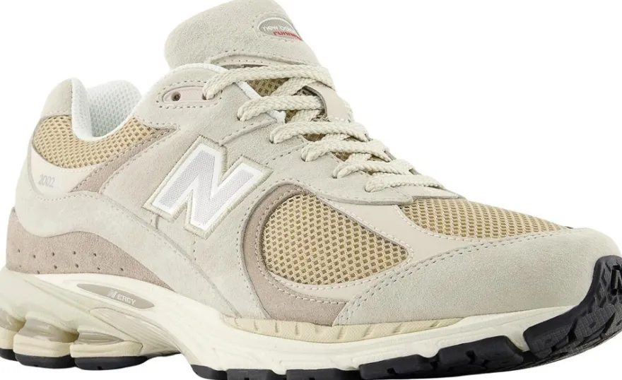 New Balance 2002R sneakerit