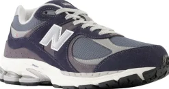 New Balance 2002R sneakerit