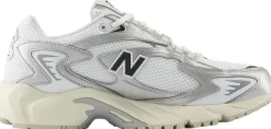 New Balance 725 tennarit